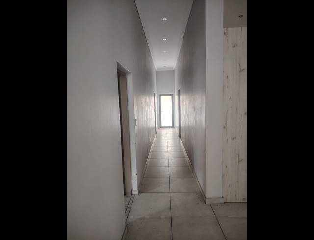 3 BEDROOM HOUSE FOR SALE IN GEELHOUTPARK